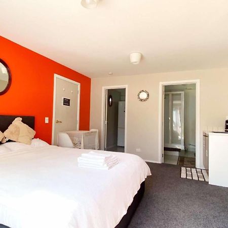 Private Studio Auckland Self Checkin And 2 Parking Netflix Prime Exteriör bild